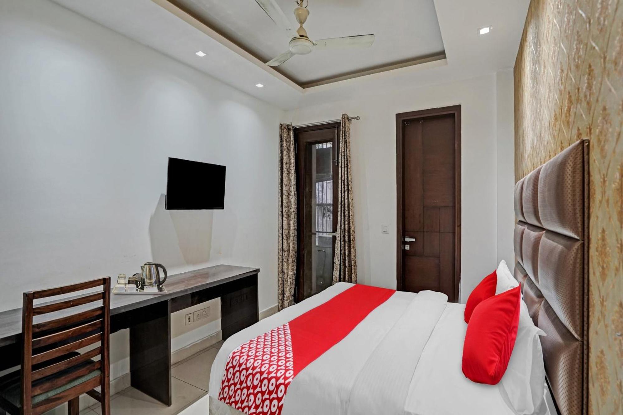 Hotel O South Galaxy นิวเดลี ภายนอก รูปภาพ
