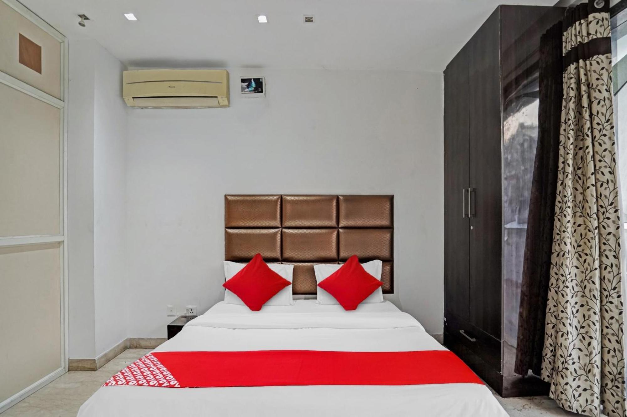 Hotel O South Galaxy นิวเดลี ภายนอก รูปภาพ