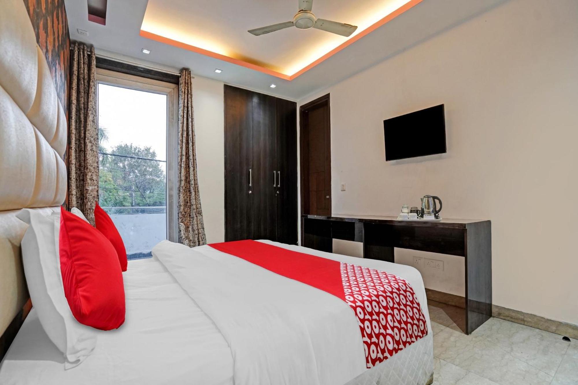 Hotel O South Galaxy นิวเดลี ภายนอก รูปภาพ